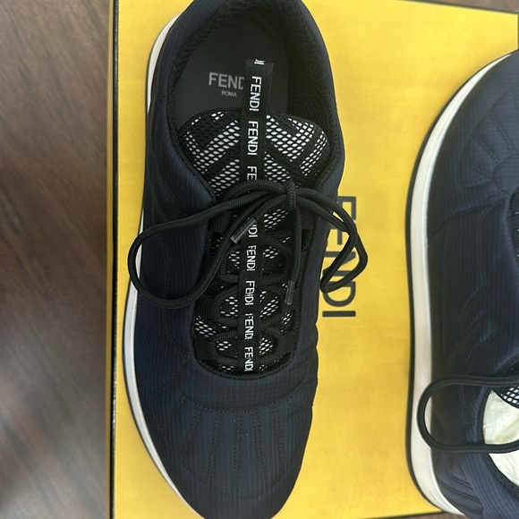 Fendi sneaker - Picture 2 of 4